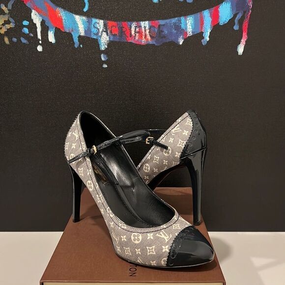 Louis Vuitton Mary Jane Pumps - Picture 1 of 11